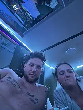 mileslongdeep online show from February 25, 2026, 4:01 am