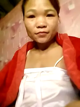 maymay-2000 online show from February 11, 2026, 9:25 pm