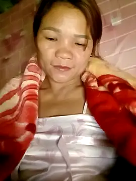 maymay-2000 online show from February 12, 2026, 9:31 am