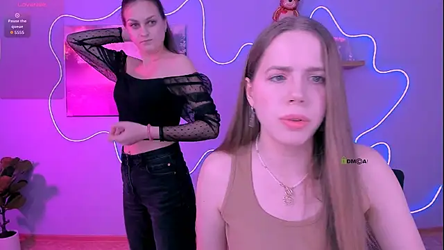 Snapshot of clery_abyss chatting on April 1, 2026, 9:21 am clery abyss online show from April 1, 2026, 9:21 am