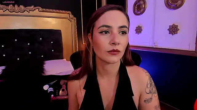 Kylie Gomez online show from April 14, 2026, 3:33 am