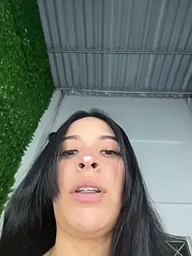 Snapshot of cristal__violetaa chatting on February 24, 2026, 1:17 am cristal violetaa online show from February 24, 2026, 1:17 am