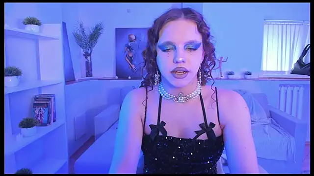 Snapshot of Madison_dolly chatting on April 2, 2026, 8:54 am Madison dolly online show from April 2, 2026, 8:54 am