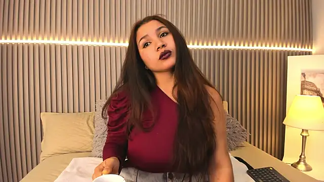Victoria Rosee online show from July 11, 2026, 1:44 pm