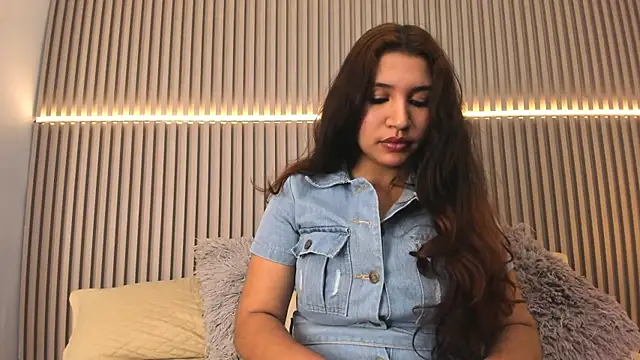 Victoria Rosee online show from July 15, 2026, 12:56 pm