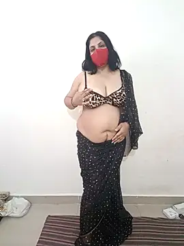 Ruby1hot2 online show from April 27, 2026, 5:49 am