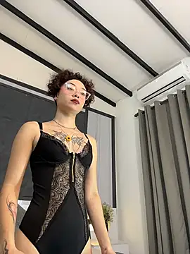 Snapshot of luci_butterfly chatting on February 23, 2026, 7:25 pm luci butterfly online show from February 23, 2026, 7:25 pm