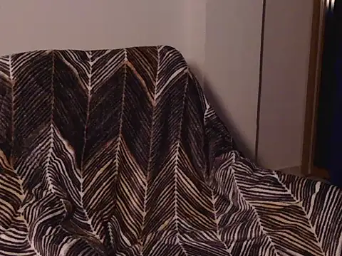 Qute flora online show from April 15, 2026, 6:12 pm