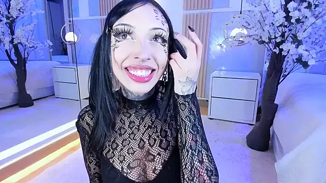 SalemBlackrose online show from March 15, 2026, 5:25 am