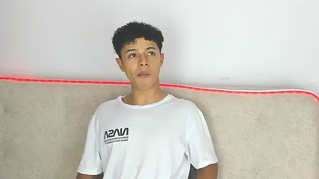 Snapshot of _Alex_Colton chatting on March 13, 2026, 10:04 pm Alex Colton online show from March 13, 2026, 10:04 pm