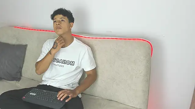 Snapshot of _Alex_Colton chatting on March 10, 2026, 10:14 pm Alex Colton online show from March 10, 2026, 10:14 pm