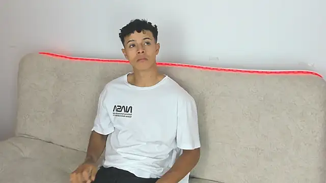 Snapshot of _Alex_Colton chatting on April 4, 2026, 10:16 pm Alex Colton online show from April 4, 2026, 10:16 pm