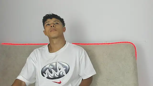 Snapshot of _Alex_Colton chatting on March 19, 2026, 10:10 pm Alex Colton online show from March 19, 2026, 10:10 pm