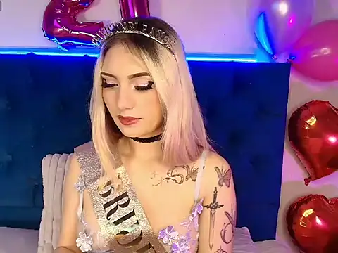 Mariluu  online show from February 17, 2026, 1:08 pm