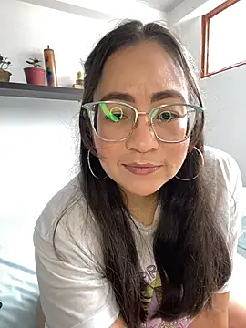 alisbloom online show from February 5, 2026, 6:04 pm