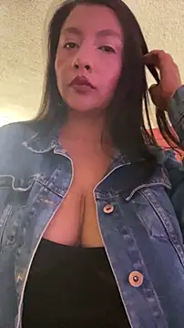 Bamby08 online show from June 8, 2026, 6:41 pm