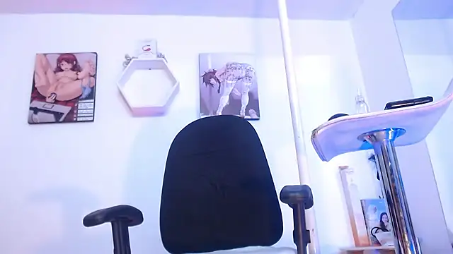 Snapshot of alanis_brown chatting on February 3, 2026, 7:19 pm alanis brown online show from February 3, 2026, 7:19 pm