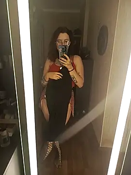 Snapshot of Persefoha chatting on February 7, 2026, 10:01 am Persefoha online show from February 7, 2026, 10:01 am