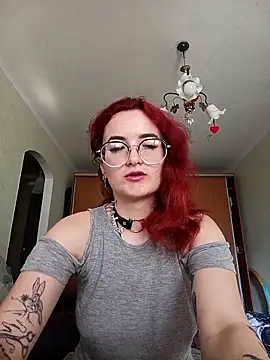 Snapshot of Persefoha chatting on April 19, 2026, 1:01 pm Persefoha online show from April 19, 2026, 1:01 pm