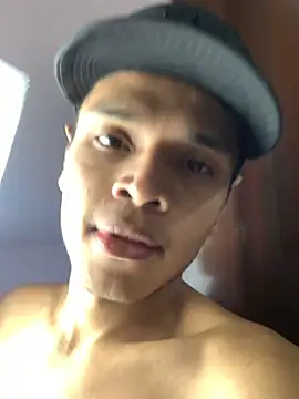 Alejandroo Montenegro online show from February 20, 2026, 11:17 pm