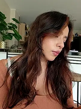 Snapshot of foxxy_lover chatting on May 5, 2026, 4:32 pm foxxy lover online show from May 5, 2026, 4:32 pm