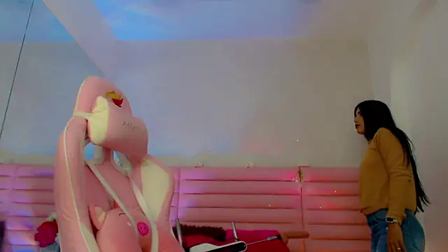 Snapshot of estefany_squirt1 chatting on February 5, 2026, 3:57 am estefany squirt1 online show from February 5, 2026, 3:57 am