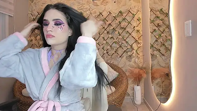 Valeriabigass online show from February 13, 2026, 9:04 pm