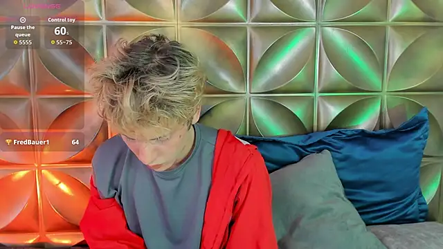 Snapshot of DannyParker_ chatting on February 11, 2026, 4:40 pm DannyParker online show from February 11, 2026, 4:40 pm