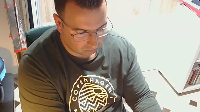 VanillaTime78-Jorge online show from May 9, 2026, 12:58 am