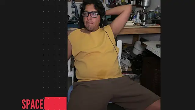 Snapshot of spacemanx_eddy chatting on June 14, 2026, 9:16 pm spacemanx eddy online show from June 14, 2026, 9:16 pm