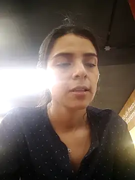 EvaMiranda online show from April 3, 2026, 7:53 pm