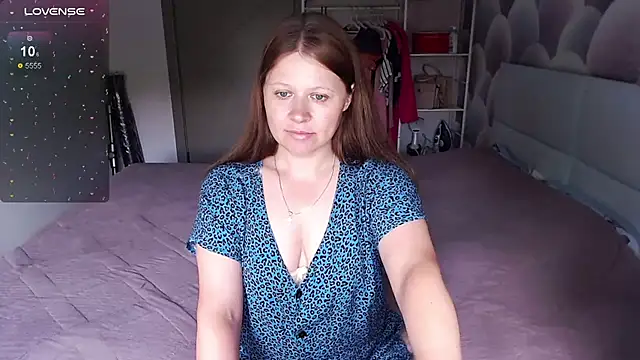 Aleksasamuii online show from July 28, 2026, 7:27 am