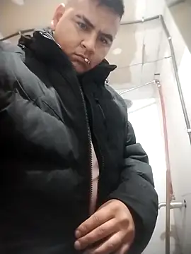 Sergiowooo online show from April 29, 2026, 2:16 am