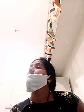 Snapshot of punamji_sexe chatting on February 14, 2026, 3:45 pm punamji sexe online show from February 14, 2026, 3:45 pm