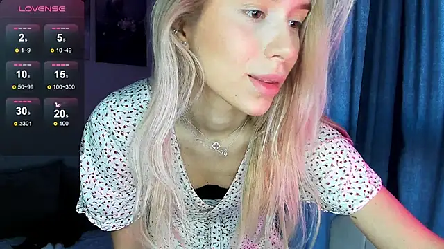 Elysia kiss online show from March 2, 2026, 5:19 am