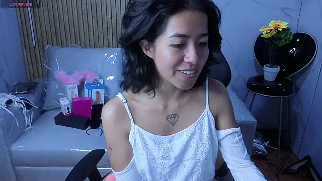 Lynn turner online show from February 21, 2026, 8:22 pm