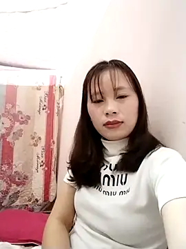 Snapshot of -Bami- chatting on March 18, 2026, 12:58 am -Bami- online show from March 18, 2026, 12:58 am