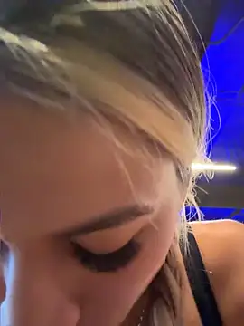 Mia Rosee1 online show from July 21, 2026, 7:59 pm