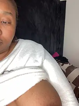 MeekyCurvyAss online show from May 20, 2026, 8:06 pm