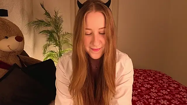 CassieReborn online show from February 8, 2026, 11:35 pm