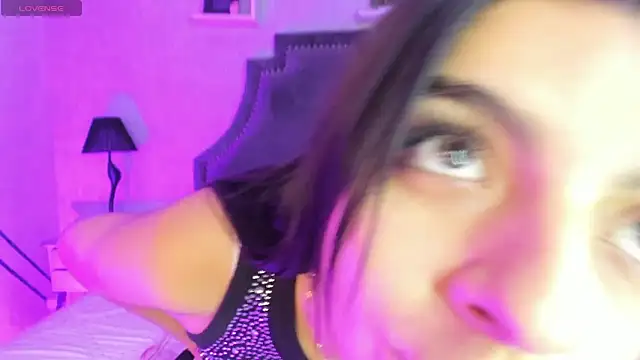 Snapshot of KarelyMitchel chatting on February 23, 2026, 2:28 pm KarelyMitchel online show from February 23, 2026, 2:28 pm