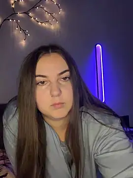 AlyaX X online show from February 6, 2026, 2:02 pm