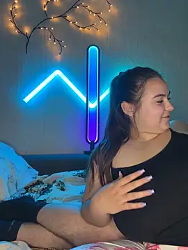 AlyaX X online show from March 28, 2026, 1:56 pm