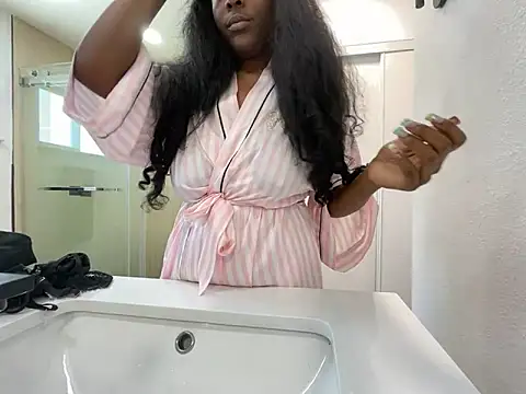 Anadia Starr online show from April 4, 2026, 11:33 pm