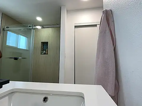 Anadia Starr online show from March 10, 2026, 12:14 am