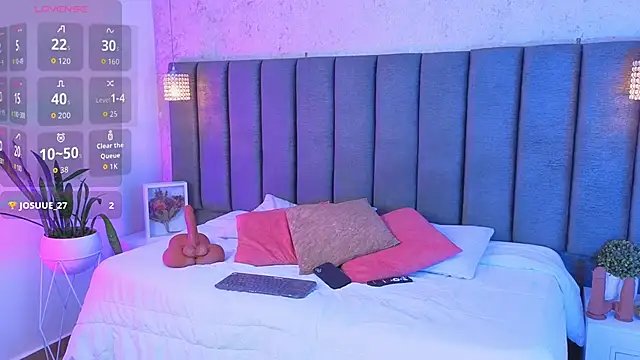 SofiaCortes4 online show from March 1, 2026, 4:29 pm