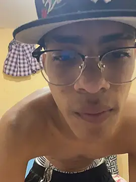 dominick fran online show from April 9, 2026, 3:19 am