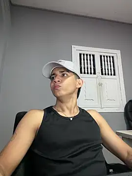 Snapshot of Thiago_Olsen chatting on February 7, 2026, 7:33 pm Thiago Olsen online show from February 7, 2026, 7:33 pm