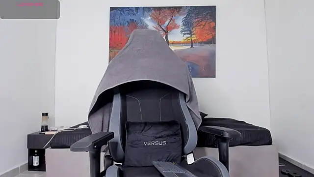 Snapshot of ryanwhite3 chatting on April 1, 2026, 12:57 am ryanwhite3 online show from April 1, 2026, 12:57 am