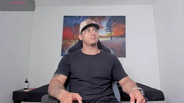 Snapshot of ryanwhite3 chatting on April 8, 2026, 2:02 am ryanwhite3 online show from April 8, 2026, 2:02 am